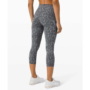 Lululemon Wunder Train High-Rise Crop 21" *Print size 8